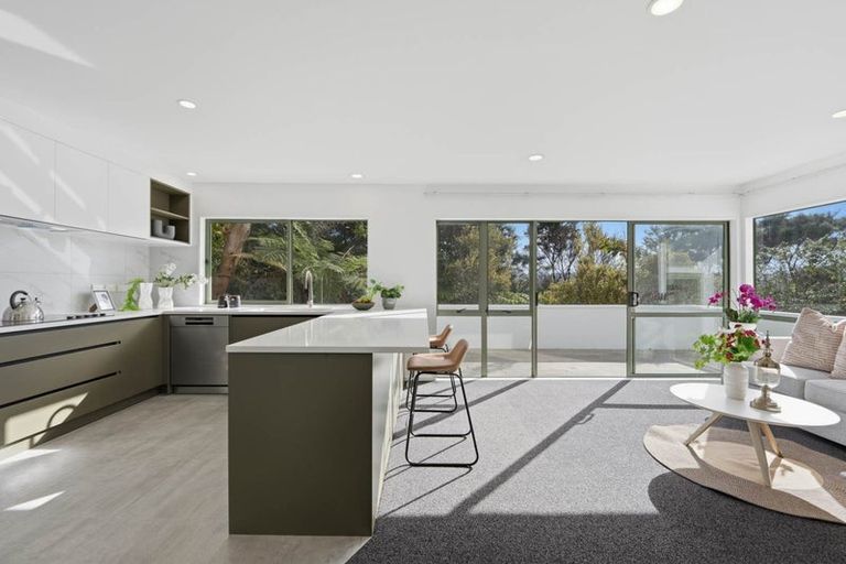 Photo of property in 116 Onetaunga Road, Chatswood, Auckland, 0626