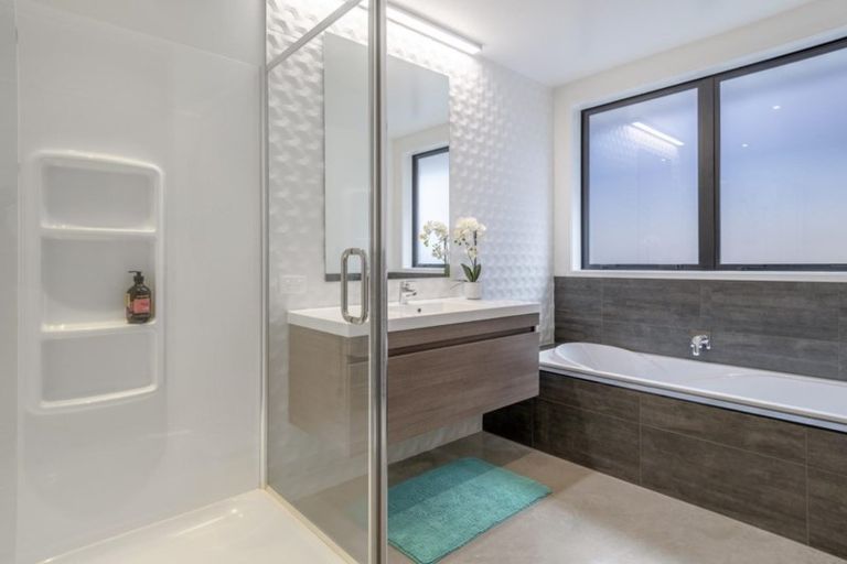 Photo of property in 43 Kulim Avenue, Otumoetai, Tauranga, 3110