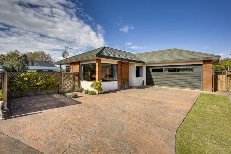 Photo of property in 8b Wilton Row, Taradale, Napier, 4112