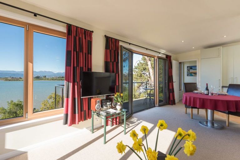 Photo of property in Atholwood Luxury Accommodation, 118 Bronte Road East, Bronte, Upper Moutere, 7173