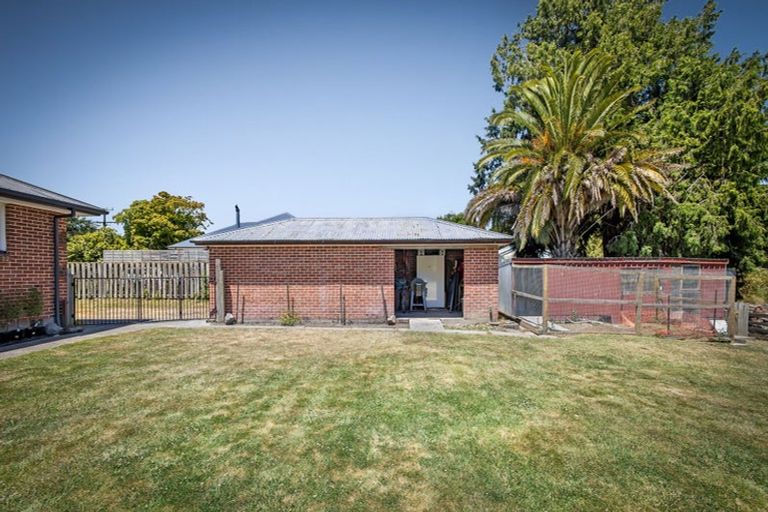 Photo of property in 76 High Street, Southbridge, 7602