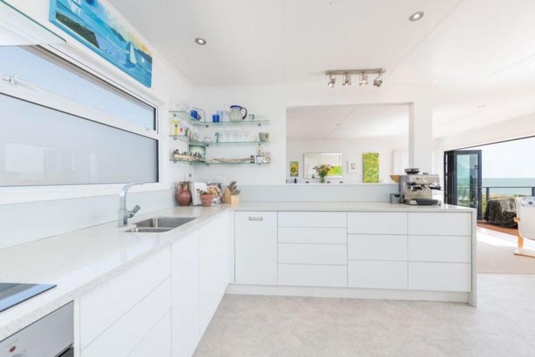 Photo of property in 9 Tait Street, Ruby Bay, Mapua, 7005