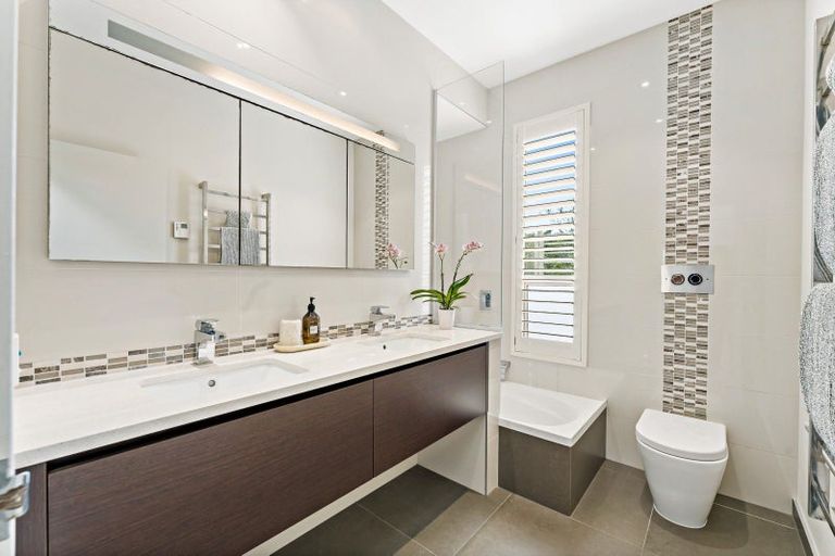 Photo of property in 156a Bassett Road, Remuera, Auckland, 1050