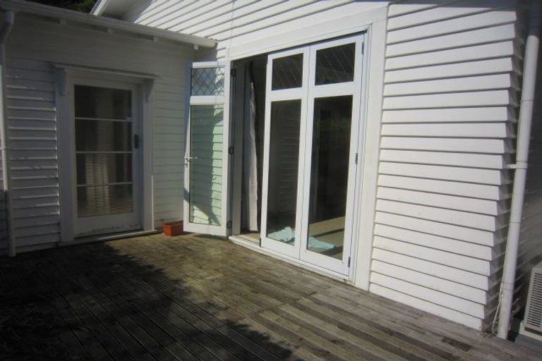 Photo of property in 56 Delhi Crescent, Khandallah, Wellington, 6035