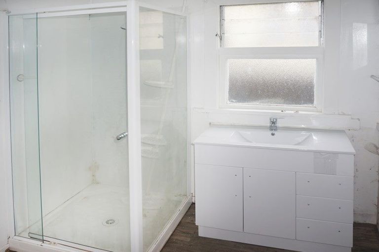 Photo of property in 65 Centre Street, Strathern, Invercargill, 9812