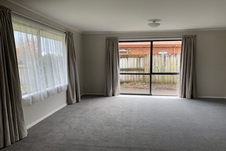 Photo of property in 4 Buckingham Place, Rototuna North, Hamilton, 3210