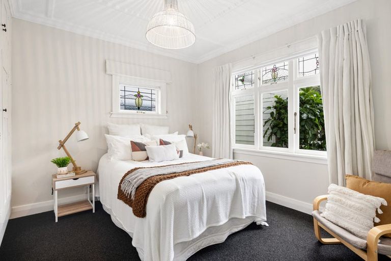 Photo of property in 17 Pembroke Road, Northland, Wellington, 6012