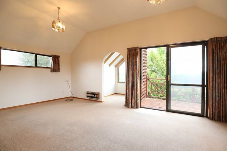 Photo of property in 87 Hawthornden Road, Avonhead, Christchurch, 8042