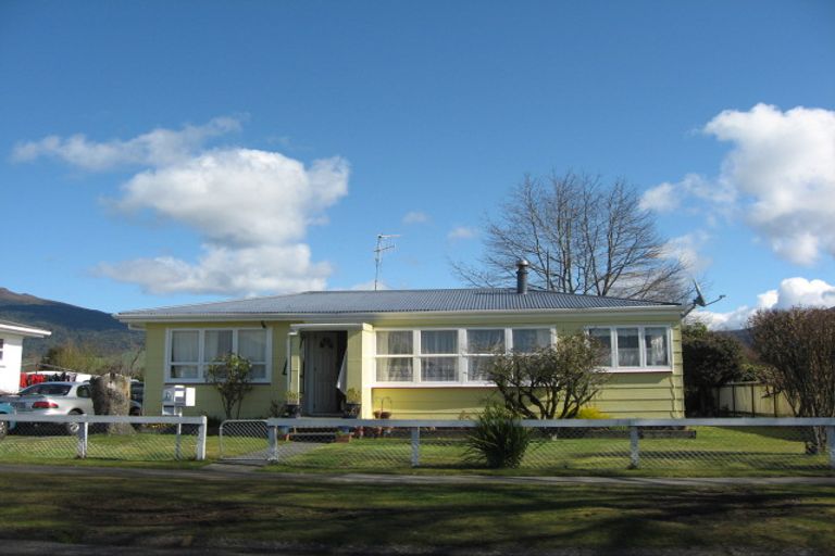 Photo of property in 41 Maria Place, Turangi, 3334