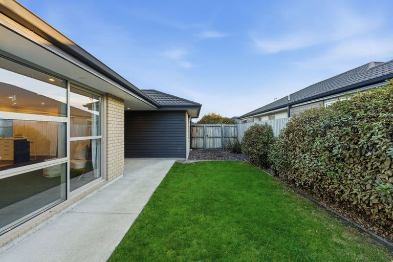 Photo of property in 14 Bradwell Crescent, Halswell, Christchurch, 8025