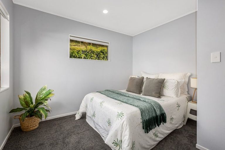 Photo of property in 6 Shackle Lane, Whitby, Porirua, 5024