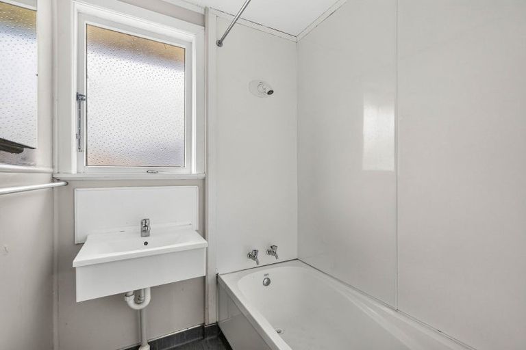 Photo of property in 90a Hall Street, Cambridge, 3434
