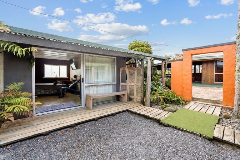 Photo of property in 18 Waro Drive, Hikurangi, 0114