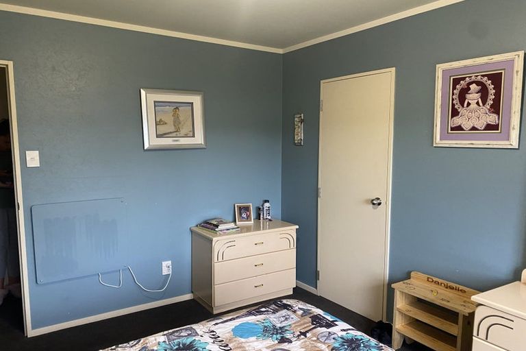 Photo of property in 81 Parnell Heights, Kelvin Grove, Palmerston North, 4414