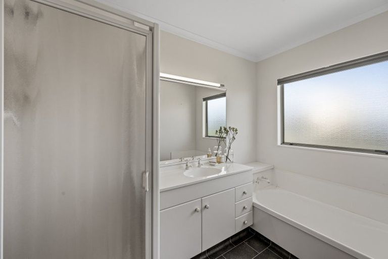 Photo of property in 29 Beaufort Place, Taradale, Napier, 4112