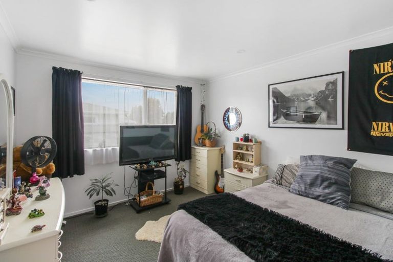 Photo of property in 48 Norbiton Road, Foxton, 4814