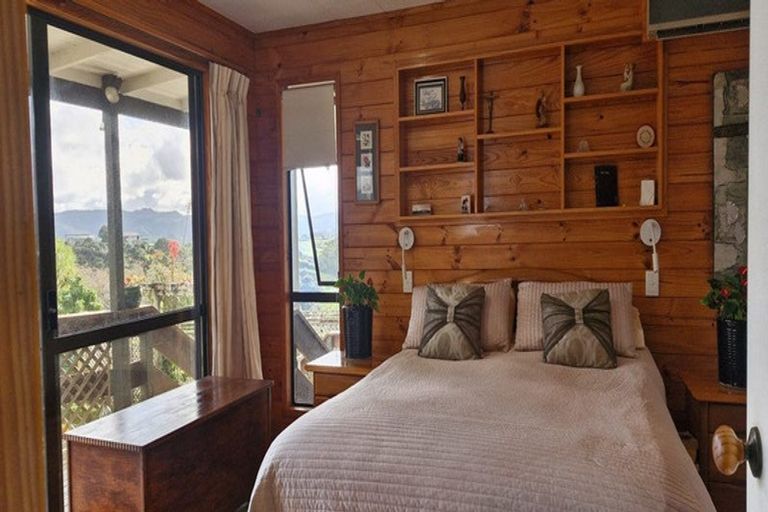 Photo of property in 76 Brick Bay Drive, Sandspit, Warkworth, 0982