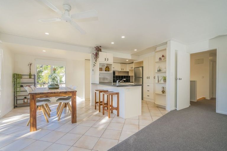 Photo of property in 13 Windsor Drive, Tairua, 3508