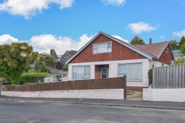 Photo of property in 36 Whitby Street, Mornington, Dunedin, 9011