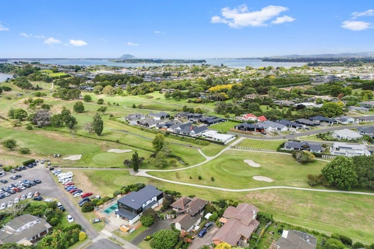 Photo of property in 68 Links View Drive, Omokoroa, 3114