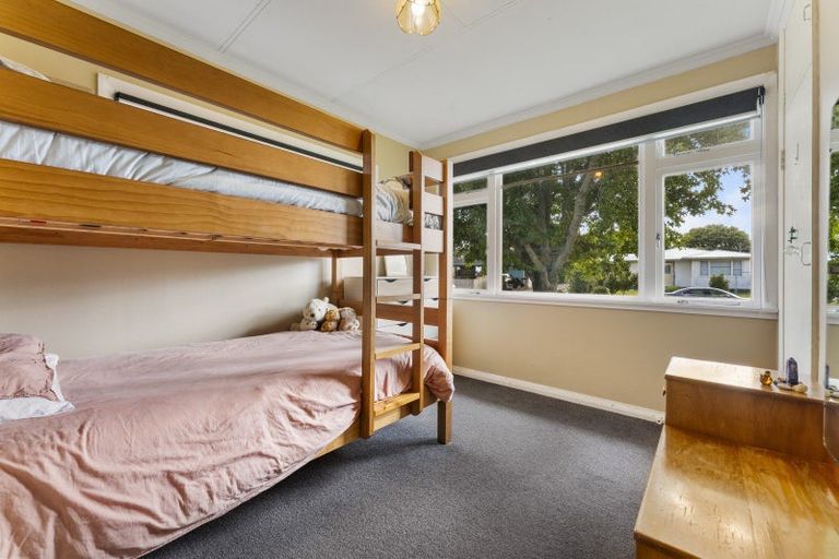 Photo of property in 4 Burfield Place, Awapuni, Palmerston North, 4412