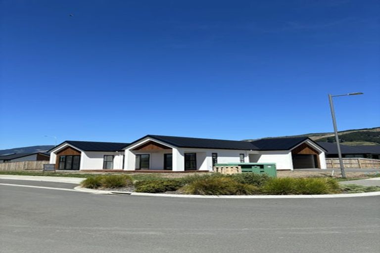 Photo of property in 1 Greenway Crescent, Hope, Richmond, 7020