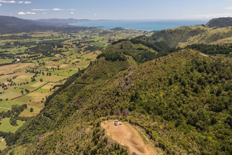 Photo of property in 744 Rameka Creek Road, East Takaka, Takaka, 7183