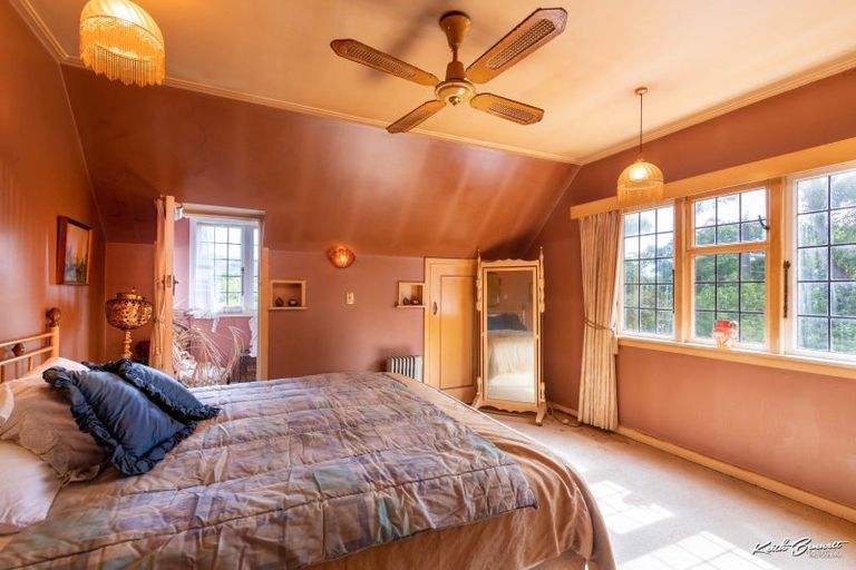 Photo of property in 34 Wainui Road, Waiwhetu, Lower Hutt, 5010