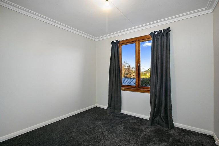 Photo of property in 6 Allen Road, Green Island, Dunedin, 9018