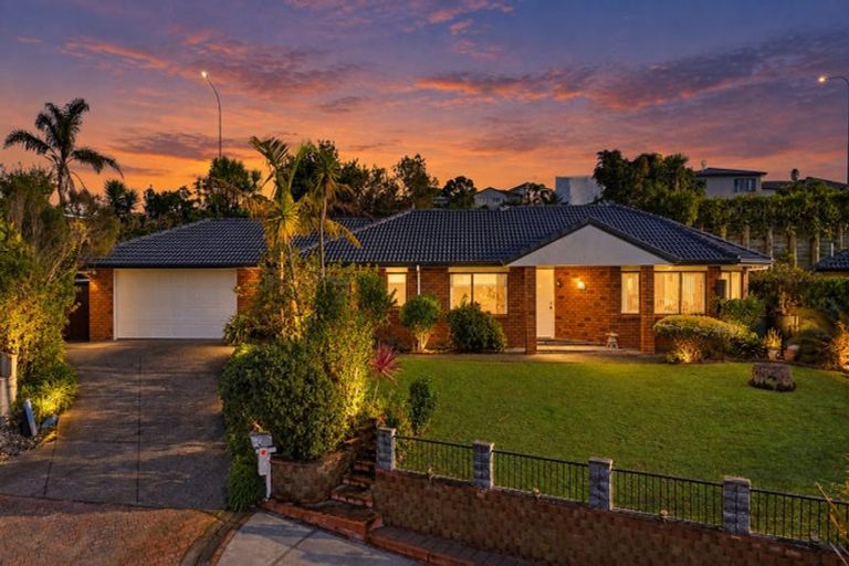 Photo of property in 5 Rose Court, Orewa, 0931