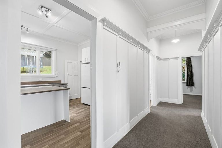 Photo of property in 105 Kaikorai Valley Road, Glenross, Dunedin, 9011