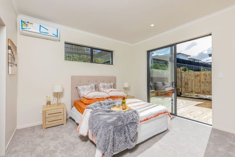 Photo of property in 3 Vintry Drive, Kumeu, 0810