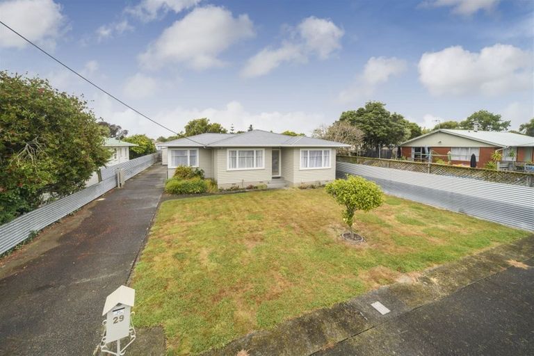 Photo of property in 29 Duff Crescent, Highbury, Palmerston North, 4412