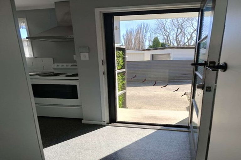 Photo of property in 43 Ruamahanga Crescent, Terrace End, Palmerston North, 4410