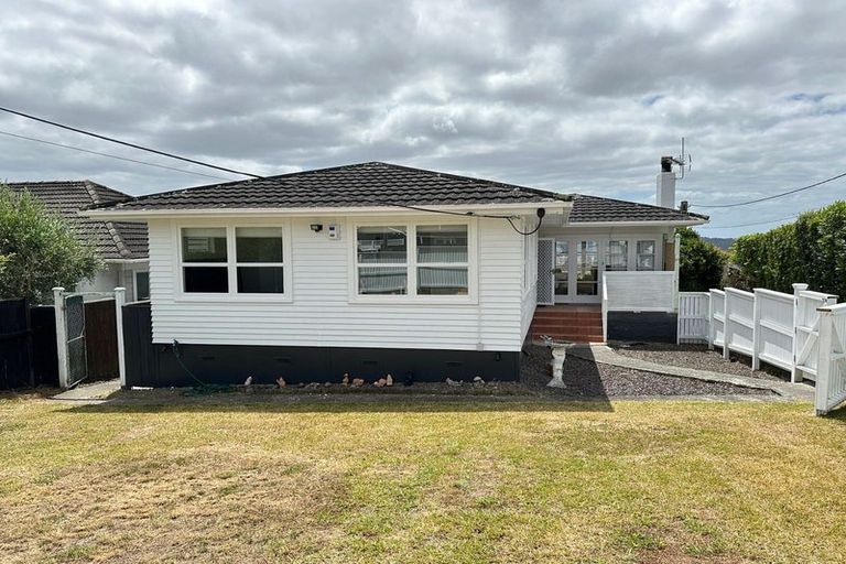 Photo of property in 37b Albatross Road, Red Beach, 0932