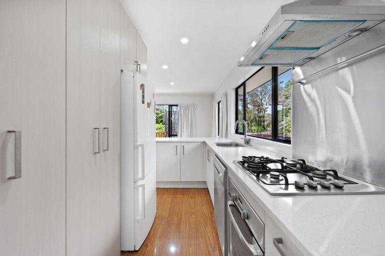 Photo of property in 39a Evelyn Road, Cockle Bay, Auckland, 2014