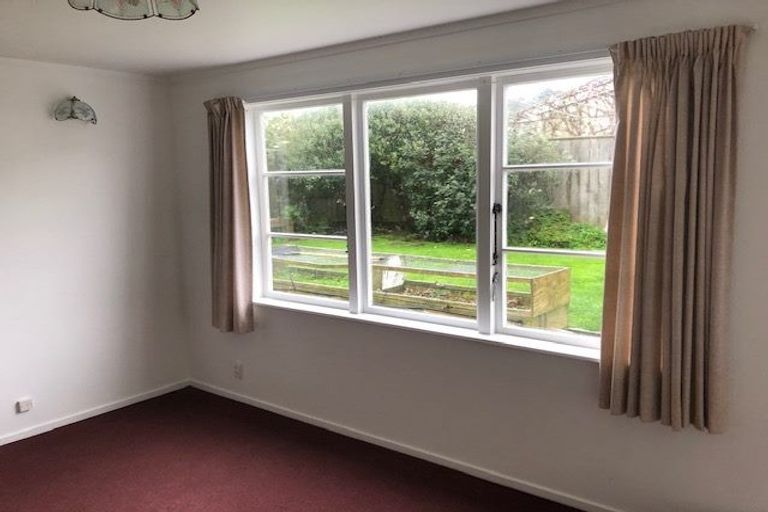 Photo of property in 35 Humber Street, Island Bay, Wellington, 6023