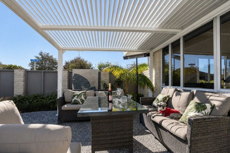Photo of property in 2 Fern Grove, Taradale, Napier, 4112