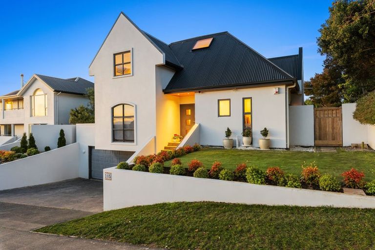 Photo of property in 2/105 Penruddock Rise, Westmorland, Christchurch, 8025