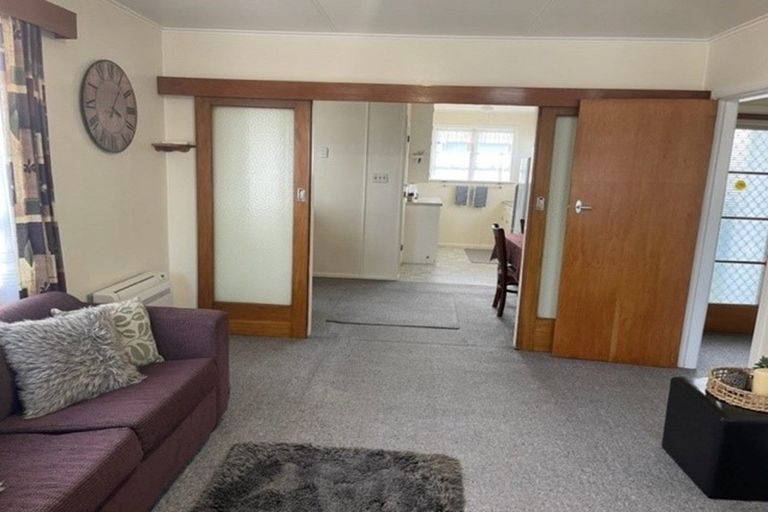 Photo of property in 11 Bledisloe Street, Solway, Masterton, 5810