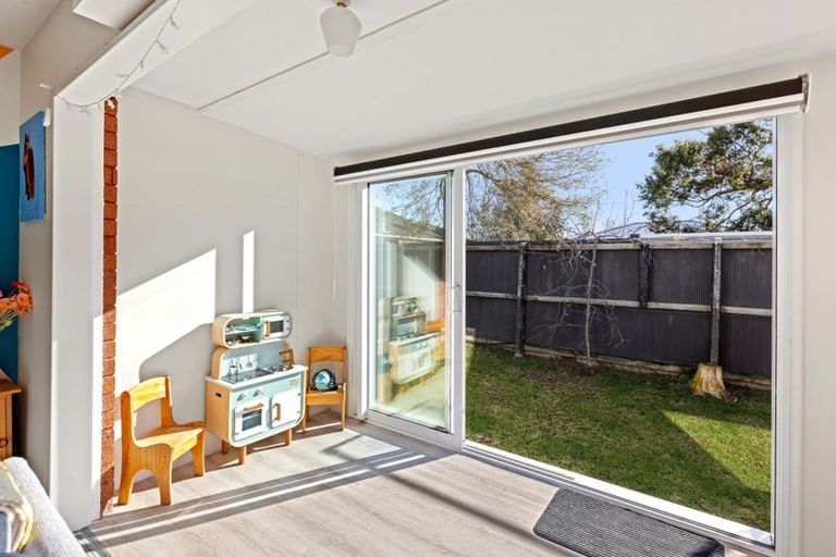 Photo of property in 2/61 Bentley Street, Russley, Christchurch, 8042