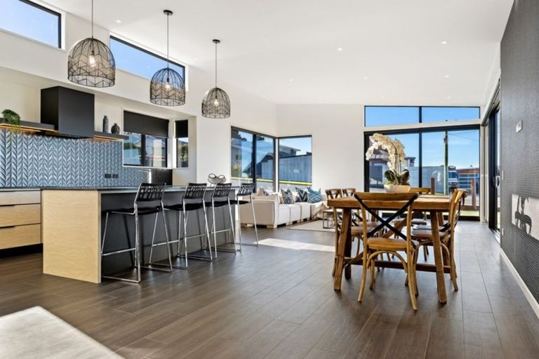 Photo of property in 17 Richmond Street, Waimataitai, Timaru, 7910