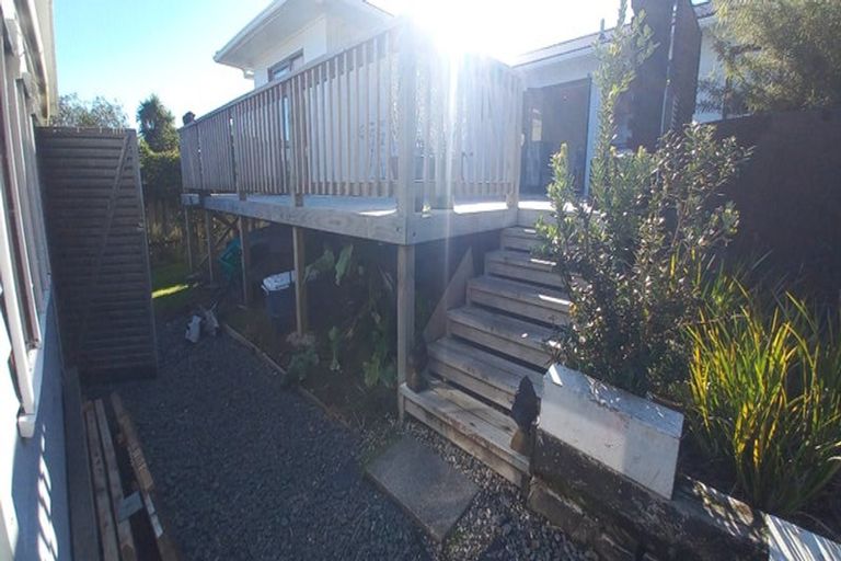 Photo of property in 22 Foster Crescent, Snells Beach, 0920