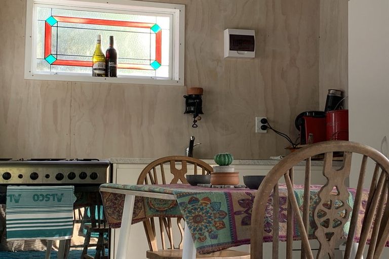 Photo of property in 1665 Matapouri Road, Matapouri, Whangarei, 0173