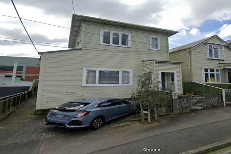 Photo of property in 21 Ellice Street, Mount Victoria, Wellington, 6011