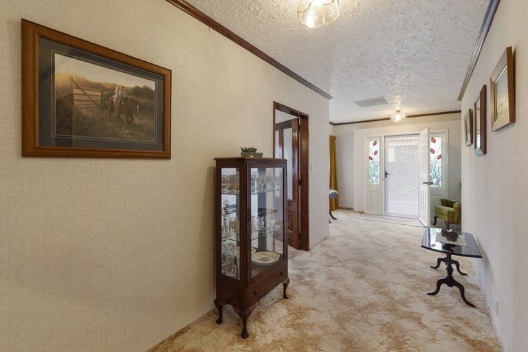 Photo of property in 8 Renata Road, Otaki, 5512