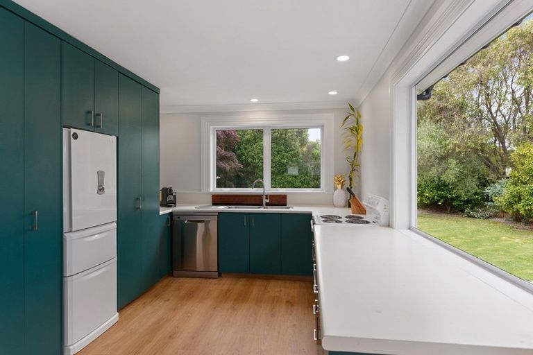 Photo of property in 28 Roxburgh Street, Sydenham, Christchurch, 8023