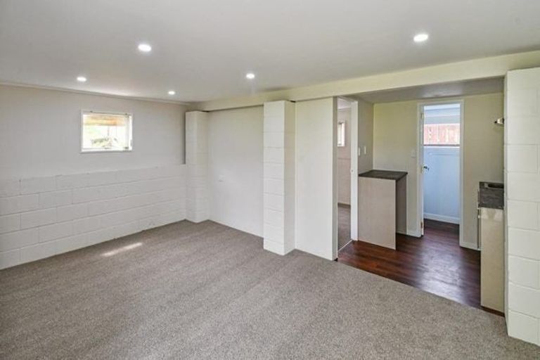 Photo of property in 16a Mclean Avenue, Papatoetoe, Auckland, 2025