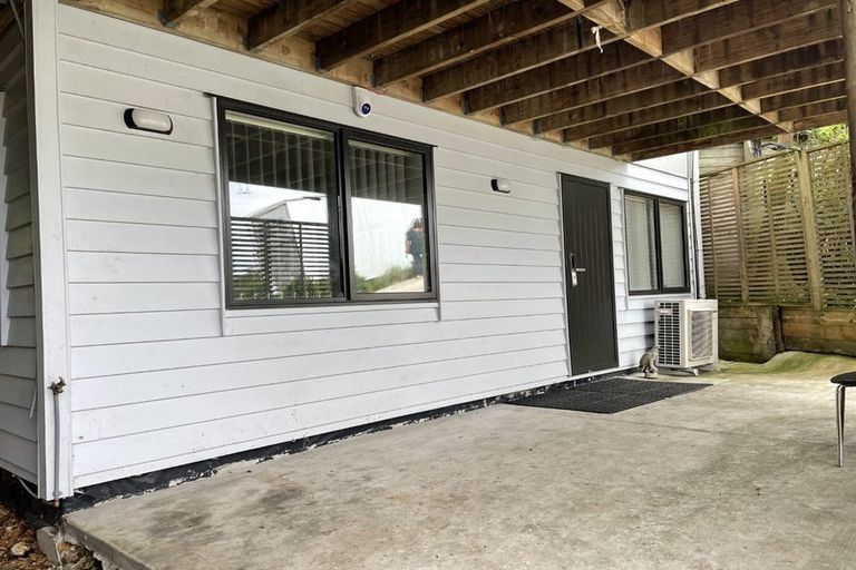 Photo of property in 54 The Enclave, Totara Heights, Auckland, 2105