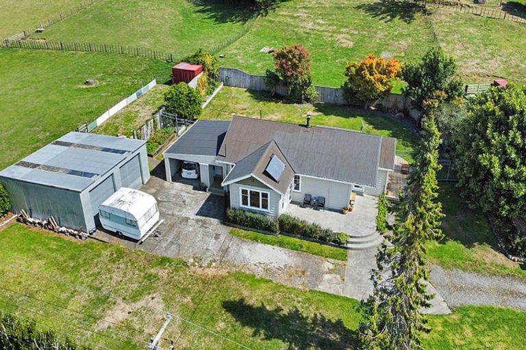 Photo of property in 768 Mountain Road, Lepperton, Inglewood, 4389